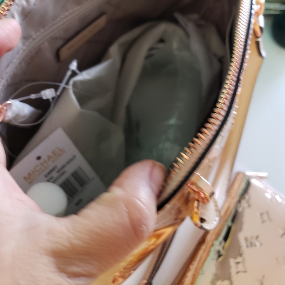 Rose gold MK Patten leather - Picture 2 of 5